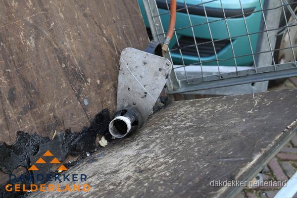 Dakdekkers gasbrander voor bitumen werkzaamheden in Gelderland Dakdekkers gasbrander voor bitumen werkzaamheden in Gelderland